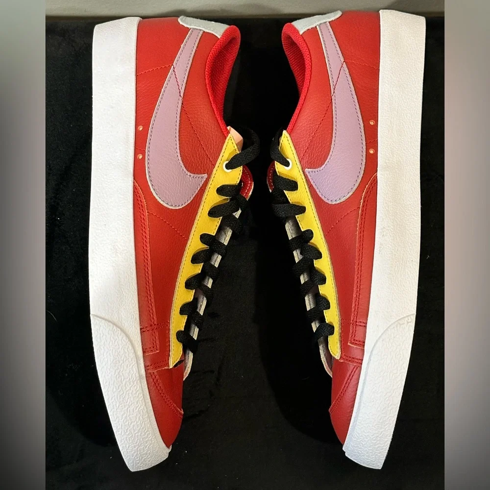 NEW Nike Blazer Low NBY (OD) Casual Sneaker - US Size Mens 10.5 (fits Women 12)